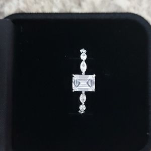Host Pick 🌟925 Silver Moissanite Emerald Ring